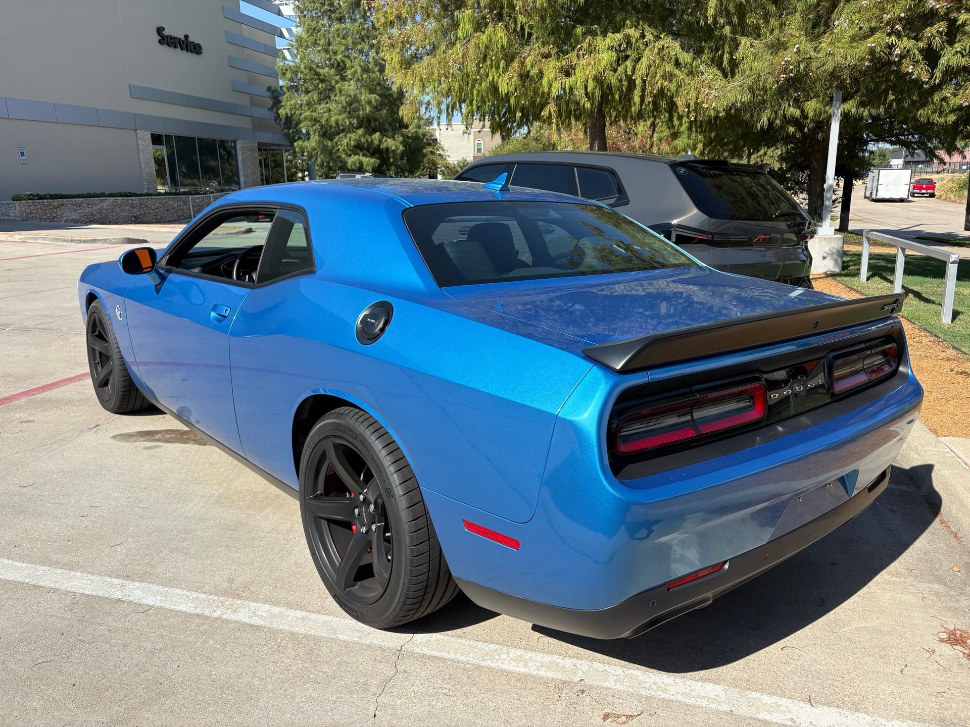 Used 2019 Dodge Challenger SRT Hellcat w/ Laguna Leather Package RWD image 6