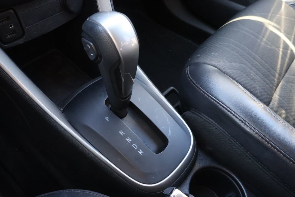 Used 2022 Chevrolet Trax LT w/ LT Convenience Package image 22