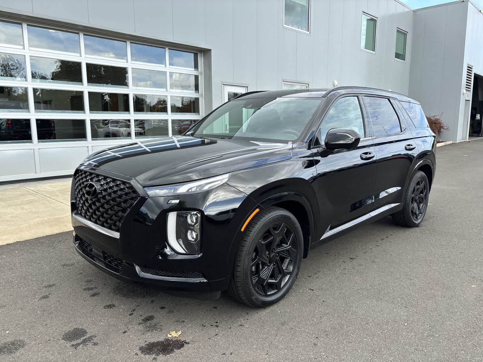 Used 2022 Hyundai Palisade Calligraphy w/ Cargo Package