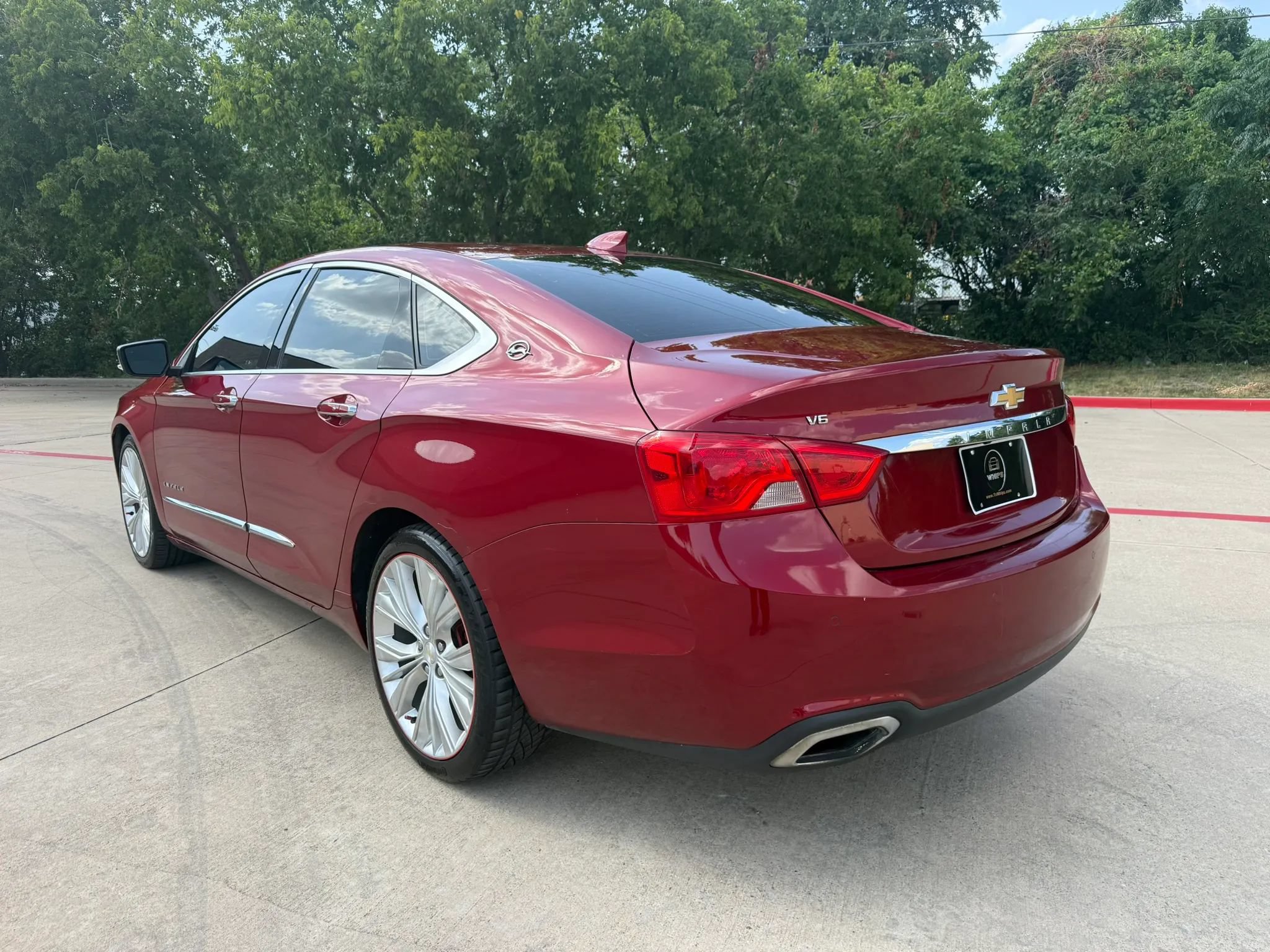 Used 2018 Chevrolet Impala Premier w/ Premier Confidence Package FWD image 3