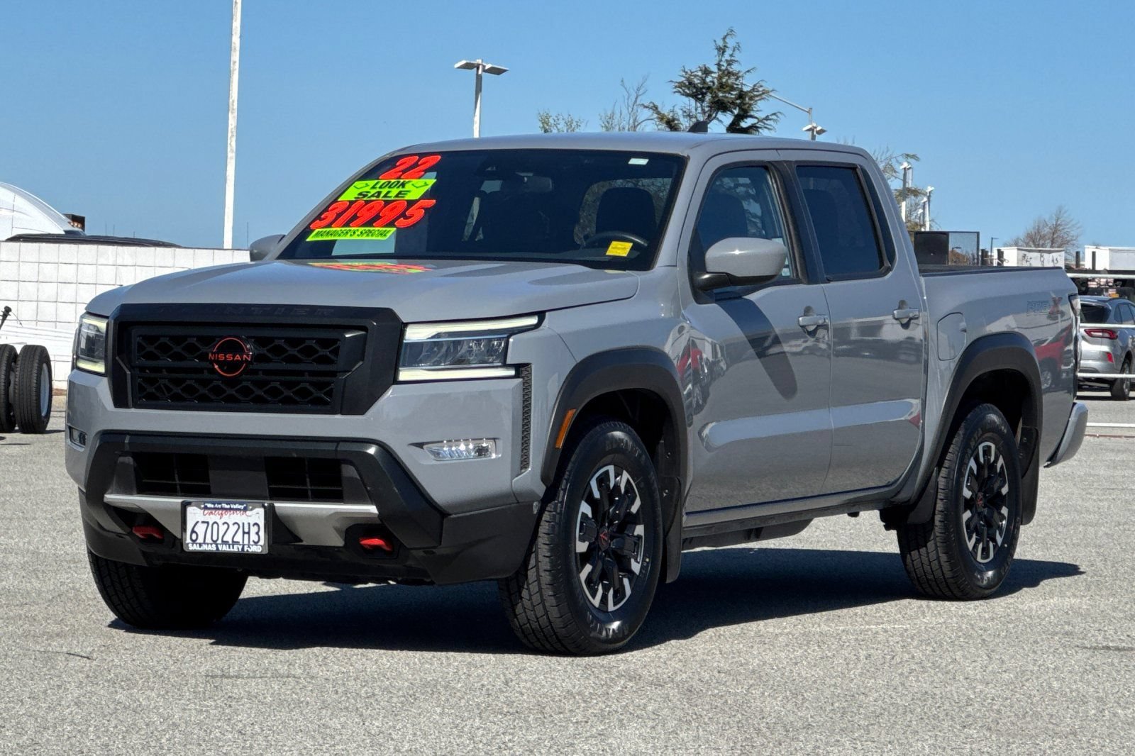 Used 2022 Nissan Frontier Pro-X RWD image 8