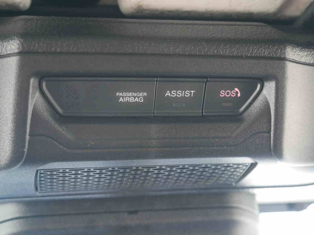 Certified 2026 Jeep Gladiator Mojave AWD/4WD image 34