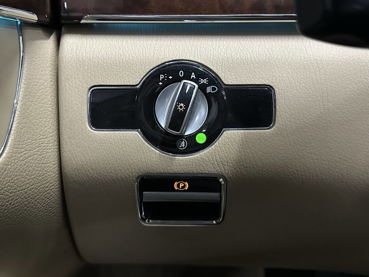 Used 2011 Mercedes-Benz S 550 4MATIC image 25