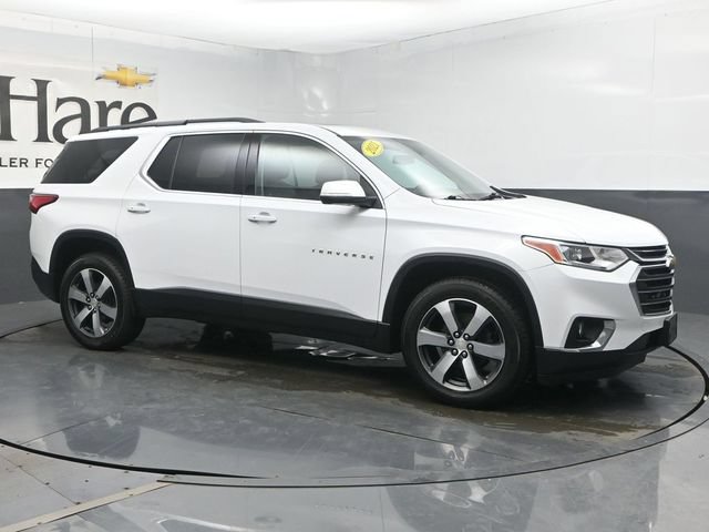 Used 2021 Chevrolet Traverse LT w/ LT Premium Package AWD/4WD image 6