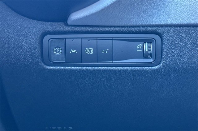 New 2026 Chevrolet Equinox EV LT image 33