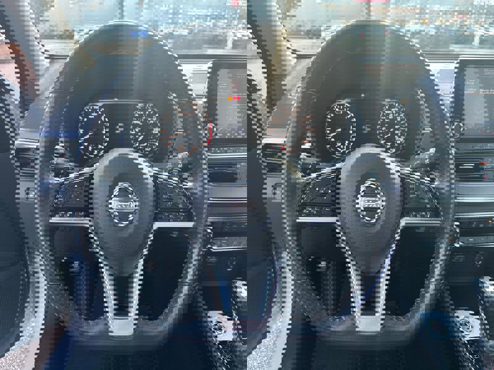 Used 2024 Nissan Altima 2.5 SR image 23