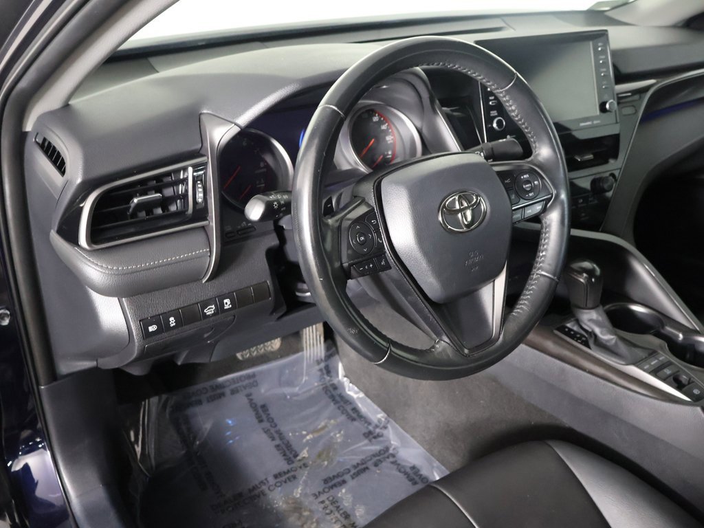 Used 2022 Toyota Camry XSE image 27