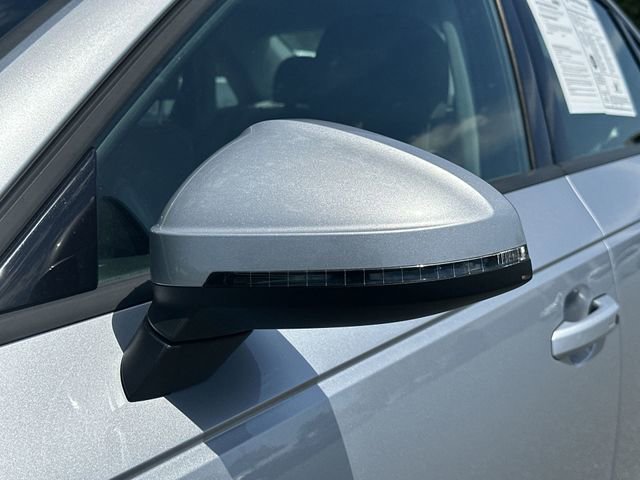 Used 2017 Audi A4 2.0T Ultra Premium w/ Convenience Package image 10