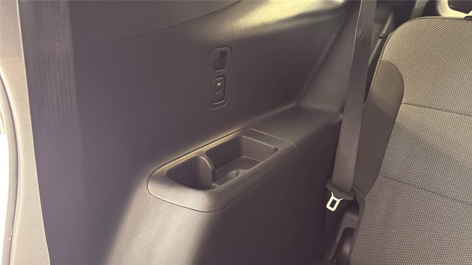 Used 2022 Chevrolet Traverse LT image 28