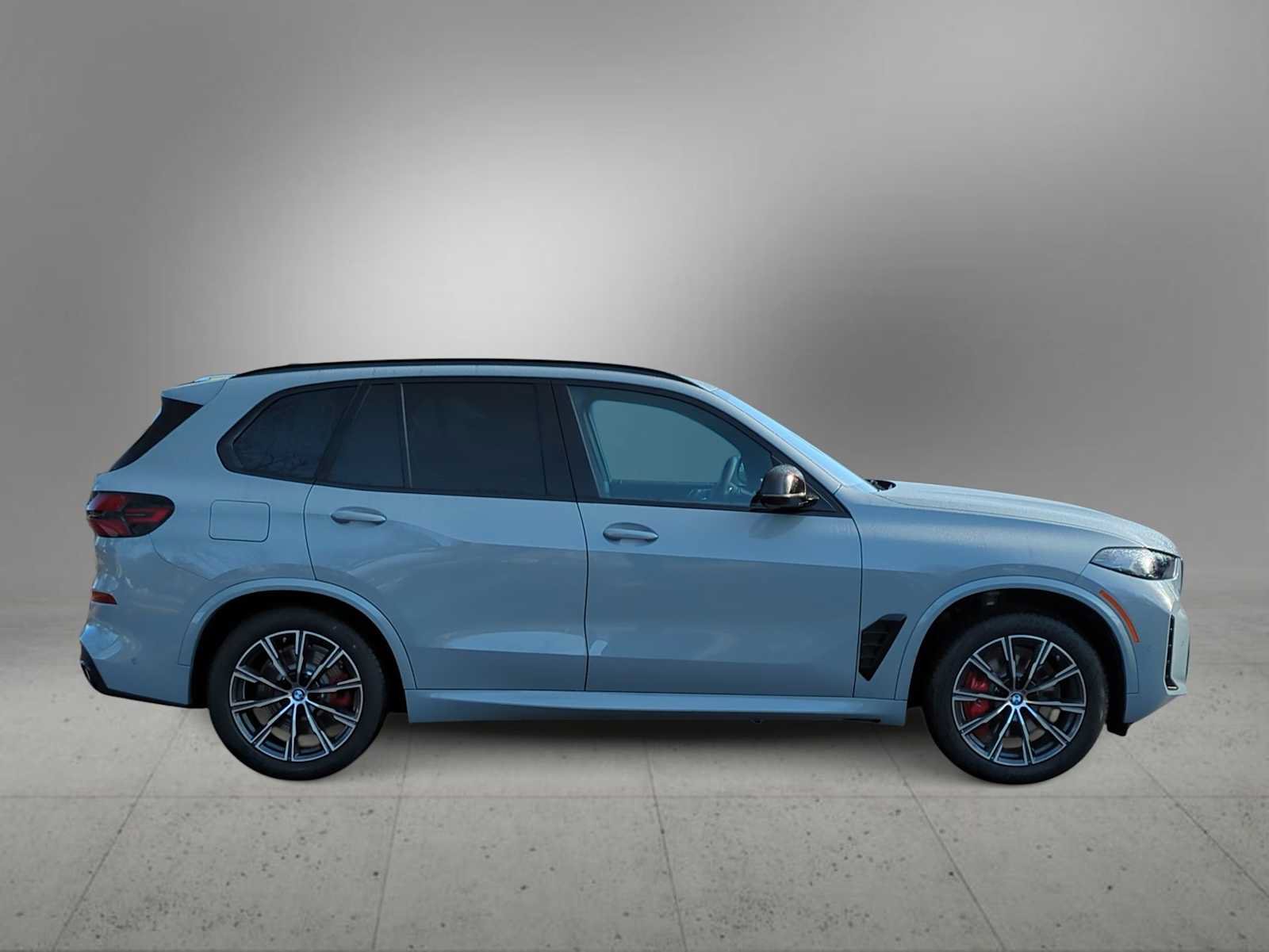 New 2026 BMW X5 M60i AWD/4WD image 9