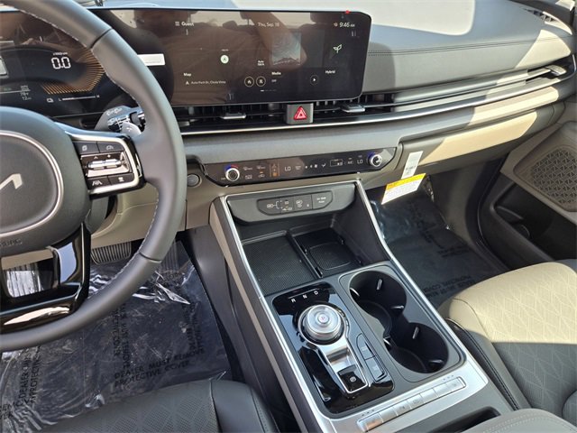 New 2026 Kia Carnival EX image 18