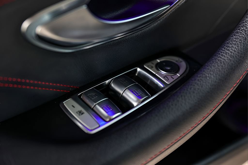 Used 2021 Mercedes-Benz E 53 AMG 4MATIC Sedan image 41