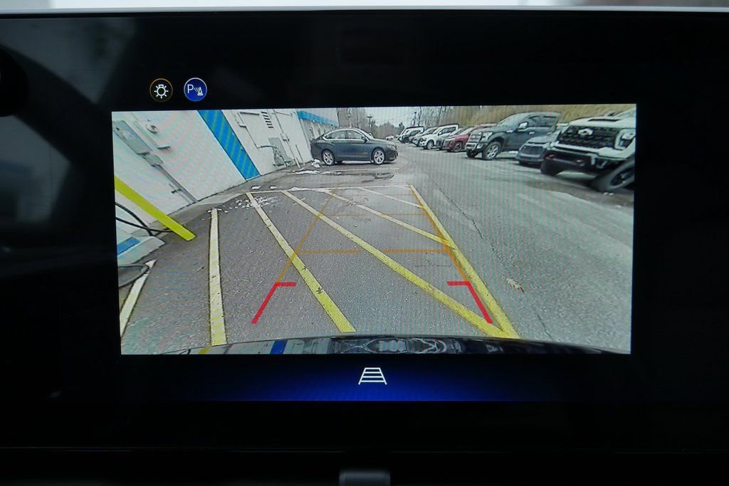 New 2026 Chevrolet Equinox LT w/ Convenience Package II FWD image 16