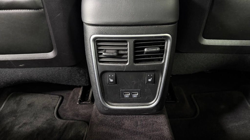 Used 2018 Dodge Charger GT AWD/4WD image 27
