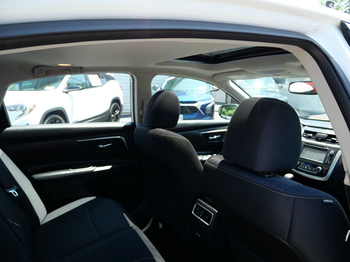 Used 2017 Nissan Altima 2.5 SV w/ Convenience Package FWD image 25
