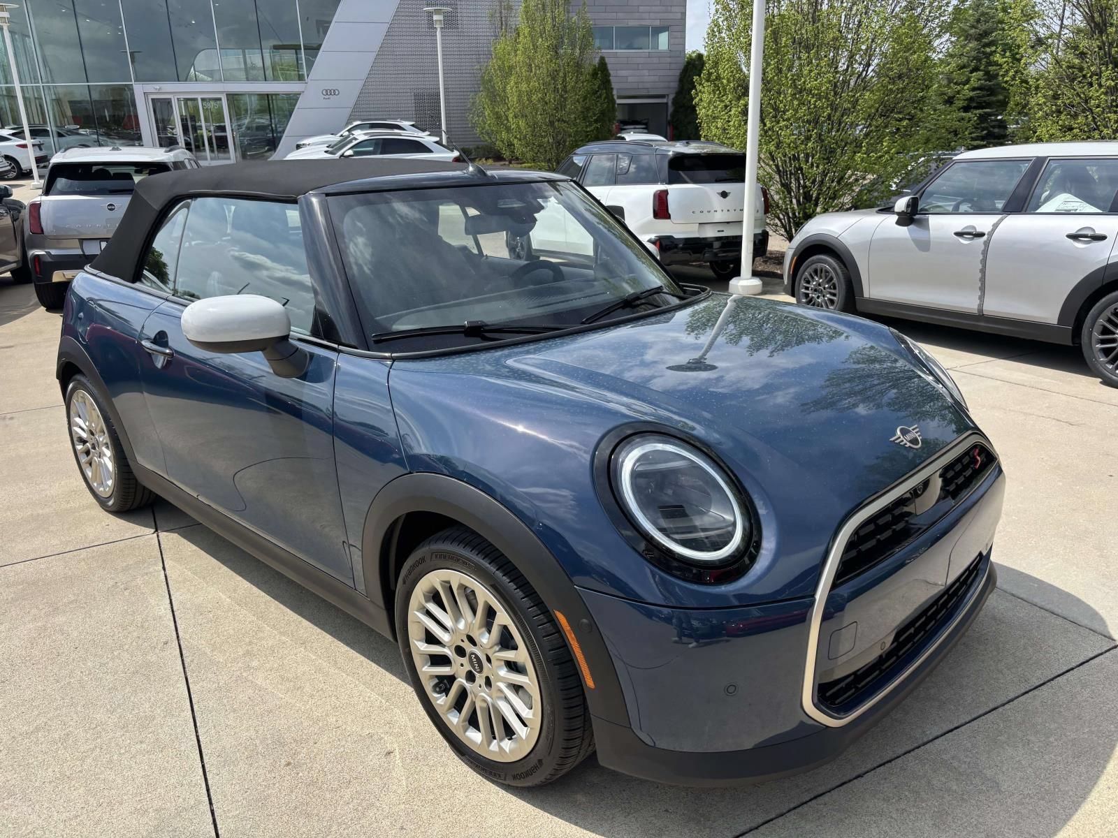 New 2026 MINI Cooper S FWD image 3