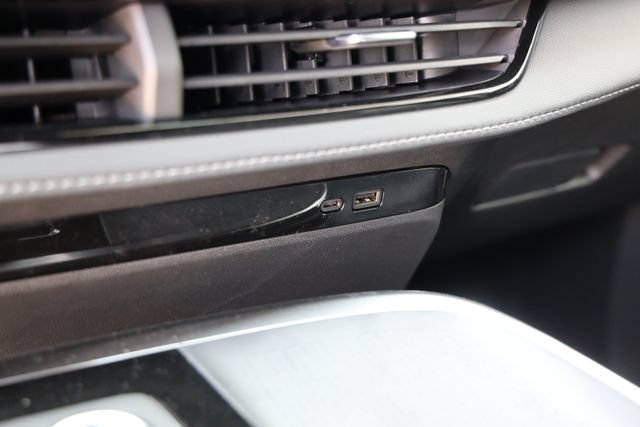 New 2027 Buick Enclave Sport Touring w/ Power Package FWD image 23