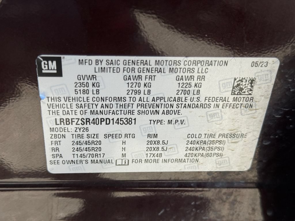 Used 2023 Buick Envision Avenir AWD/4WD image 30