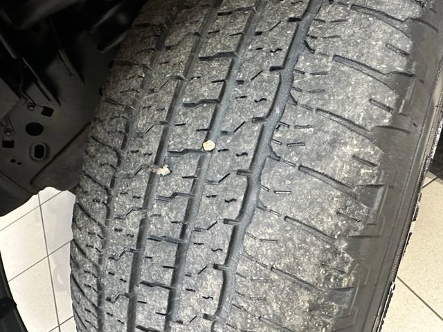 Used 2017 Ford F150 XLT w/ Equipment Group 302A Luxury AWD/4WD image 25