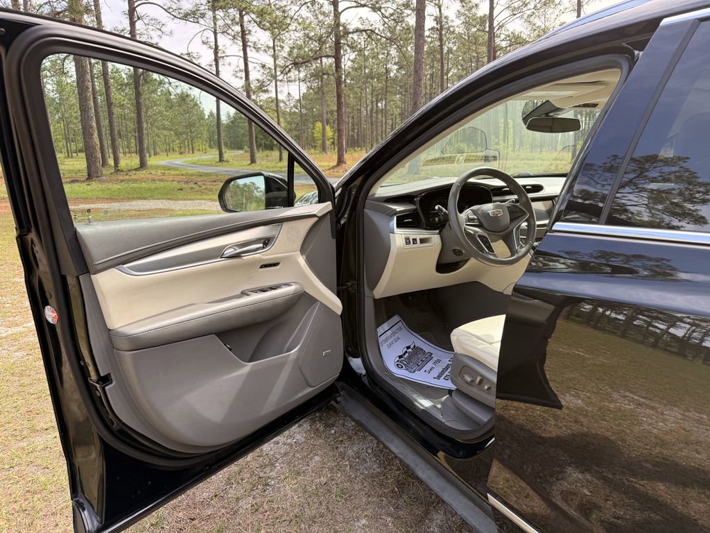Used 2019 Cadillac XT5 Luxury FWD image 11