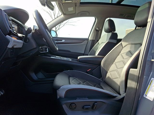 Used 2024 Volkswagen Atlas Peak Edition SEL image 14