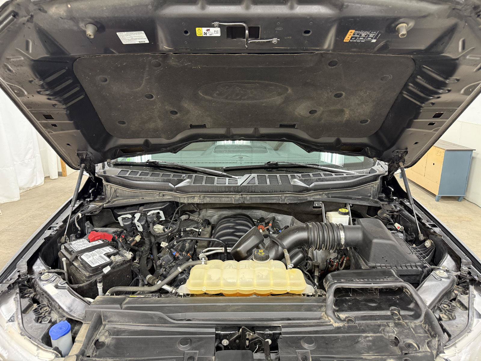 Used 2021 Ford F150 Lariat w/ Equipment Group 502A High AWD/4WD image 37