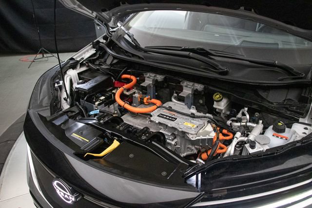 Used 2023 Nissan Ariya AWD image 26