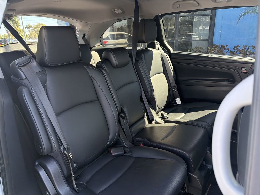 Certified 2024 Honda Odyssey Touring image 28