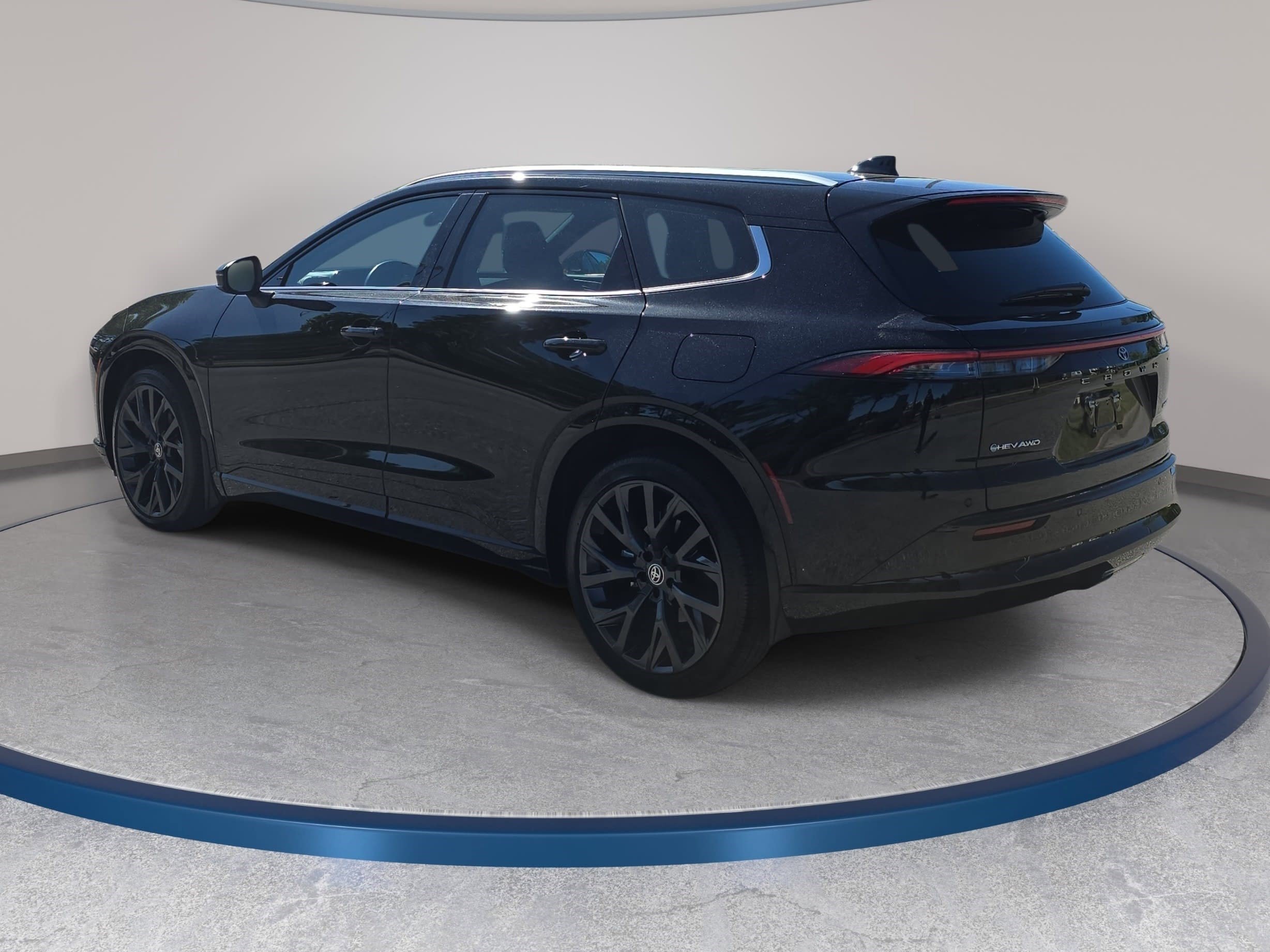 Used 2025 Toyota Crown Signia w/ Advanced Technology Package AWD/4WD image 7