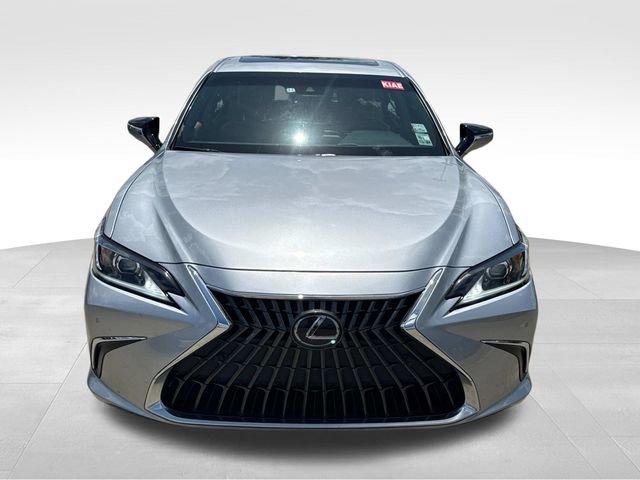 Used 2022 Lexus ES 350 w/ Premium Package FWD image 2