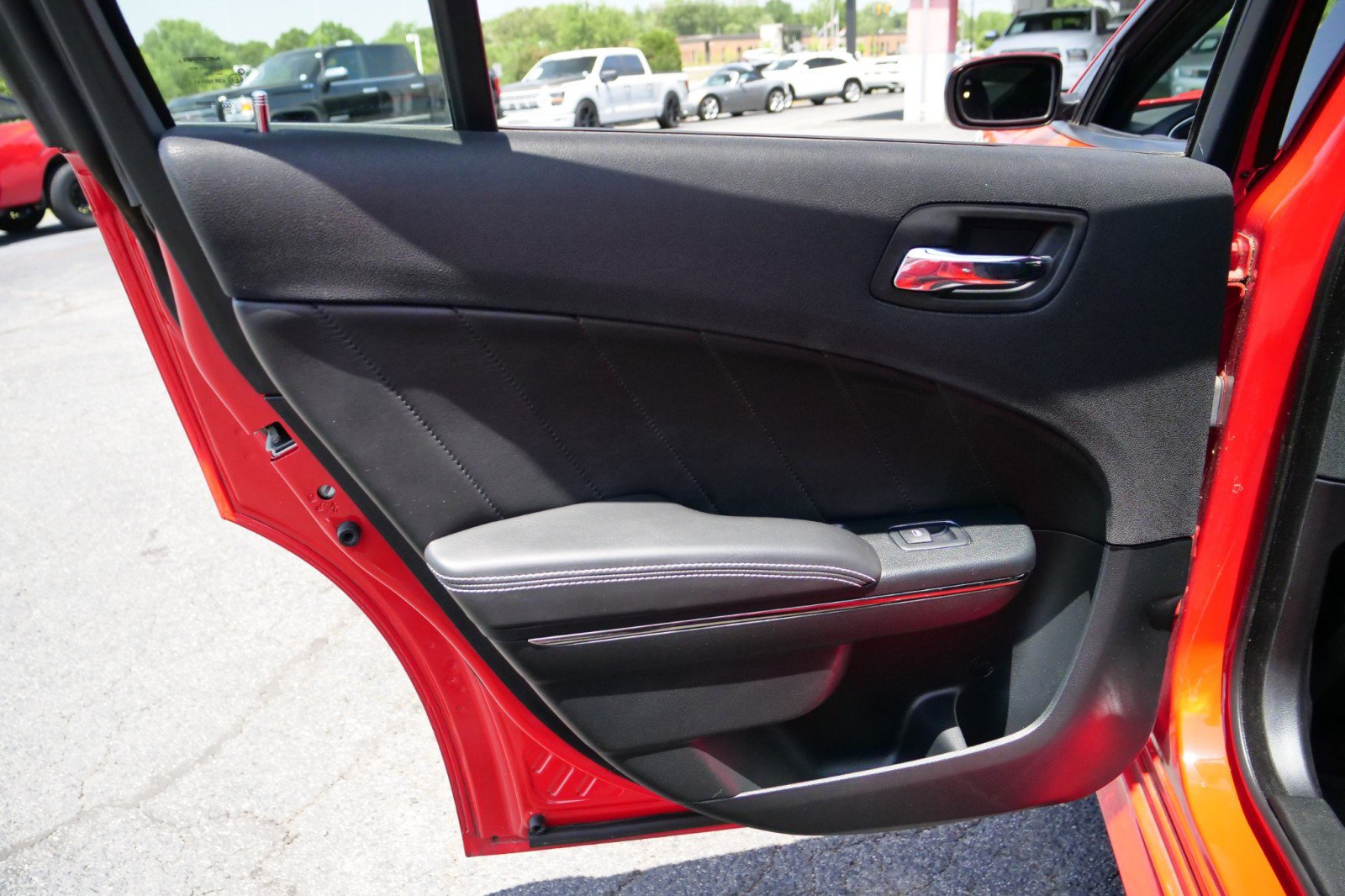 Used 2018 Dodge Charger SRT Hellcat RWD image 34
