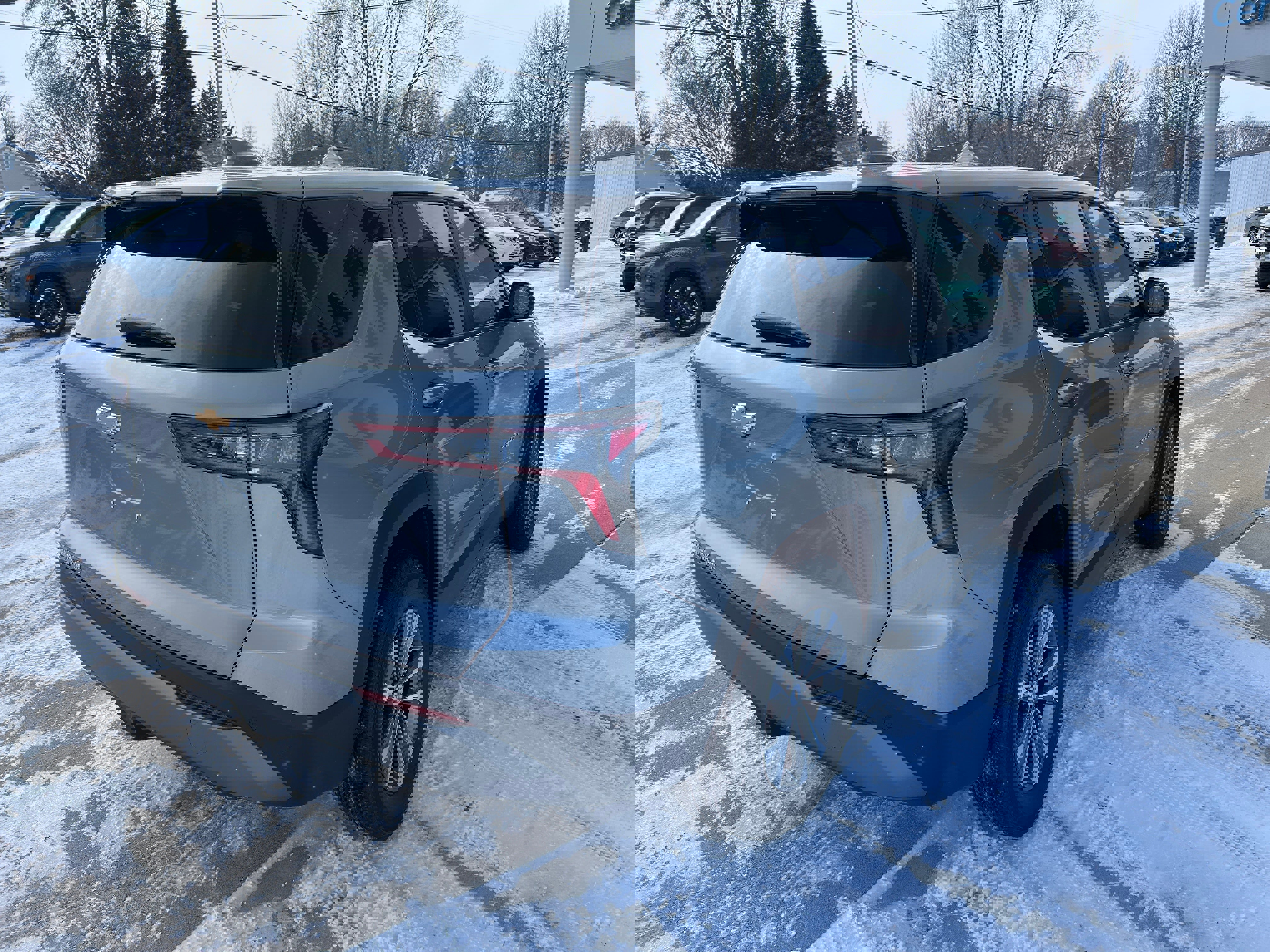 New 2026 Chevrolet Equinox LT w/ Convenience Package II image 6