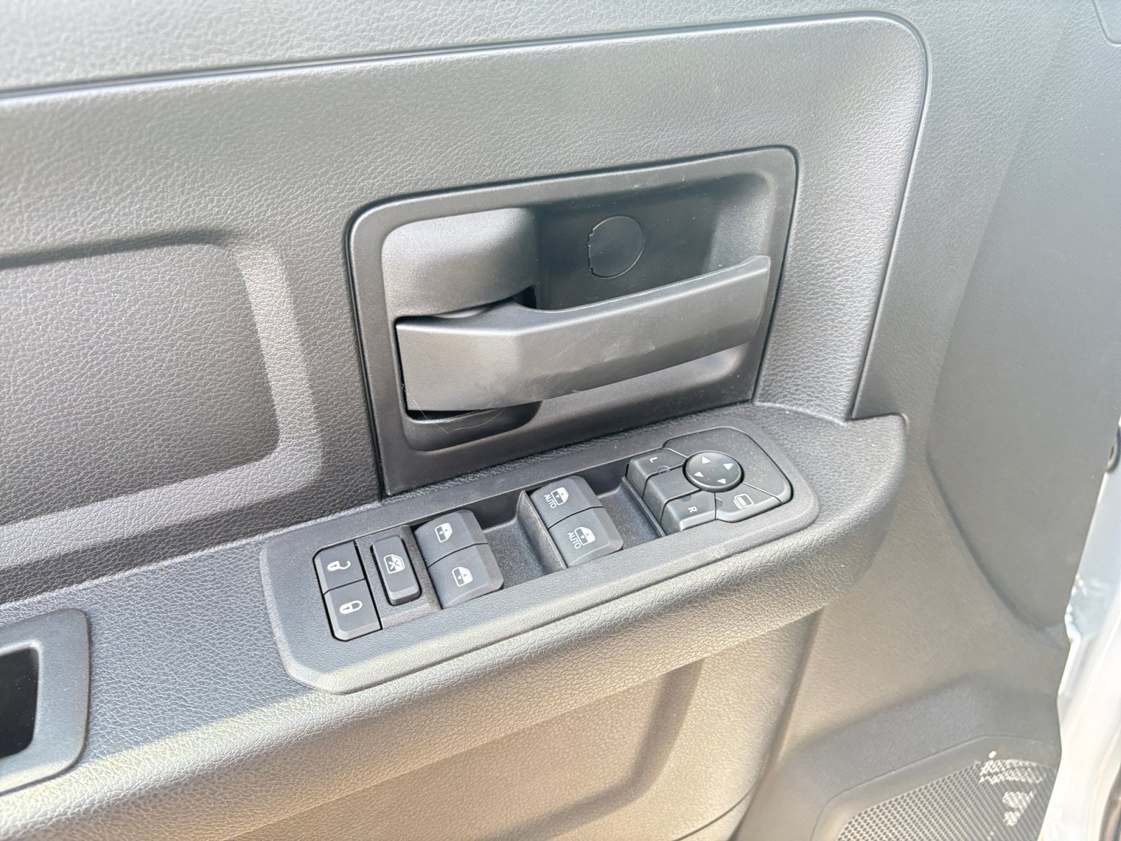 New 2026 RAM 3500 Tradesman AWD/4WD image 10