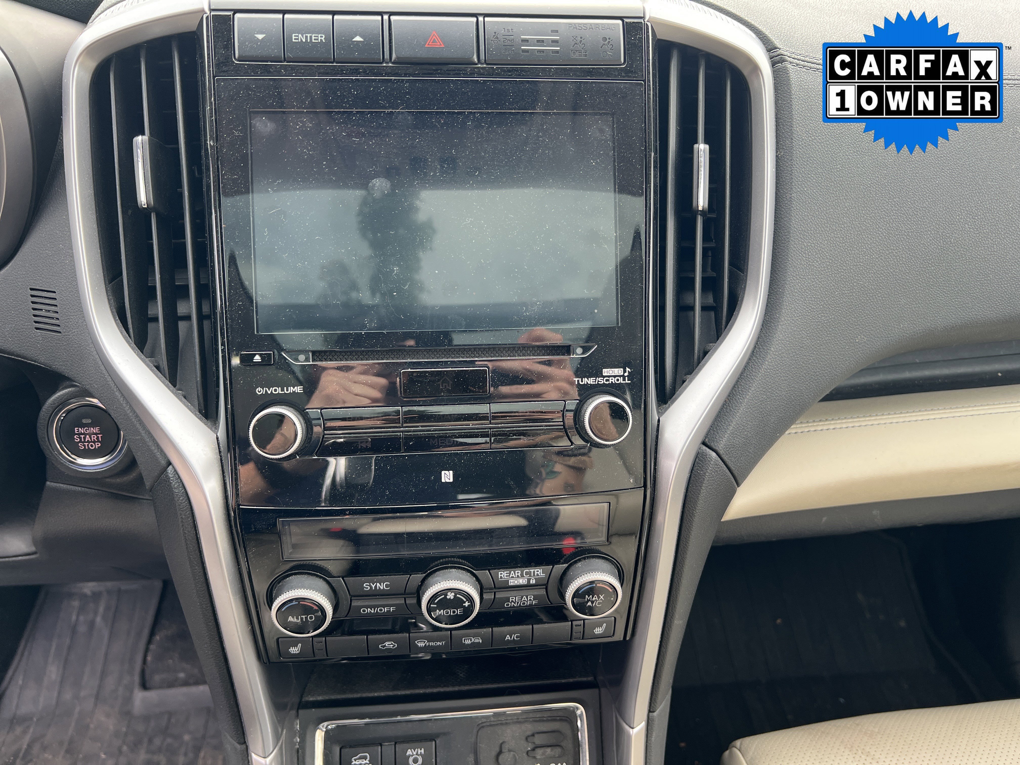Used 2022 Subaru Ascent Limited w/ Technology Package AWD/4WD image 9