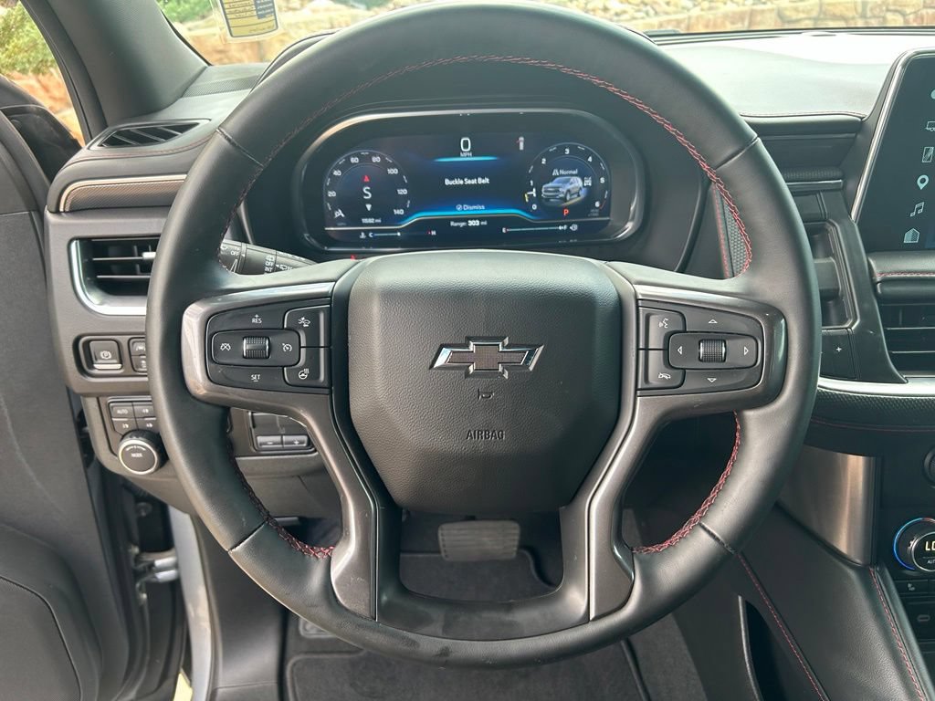 Used 2024 Chevrolet Suburban RST w/ Luxury Package AWD/4WD image 11