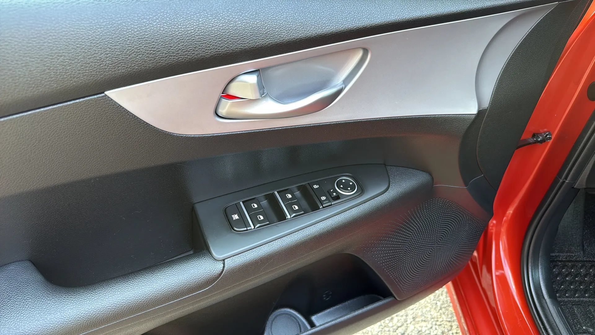 Used 2023 Kia Forte LXS w/ LXS Technology Package FWD image 14