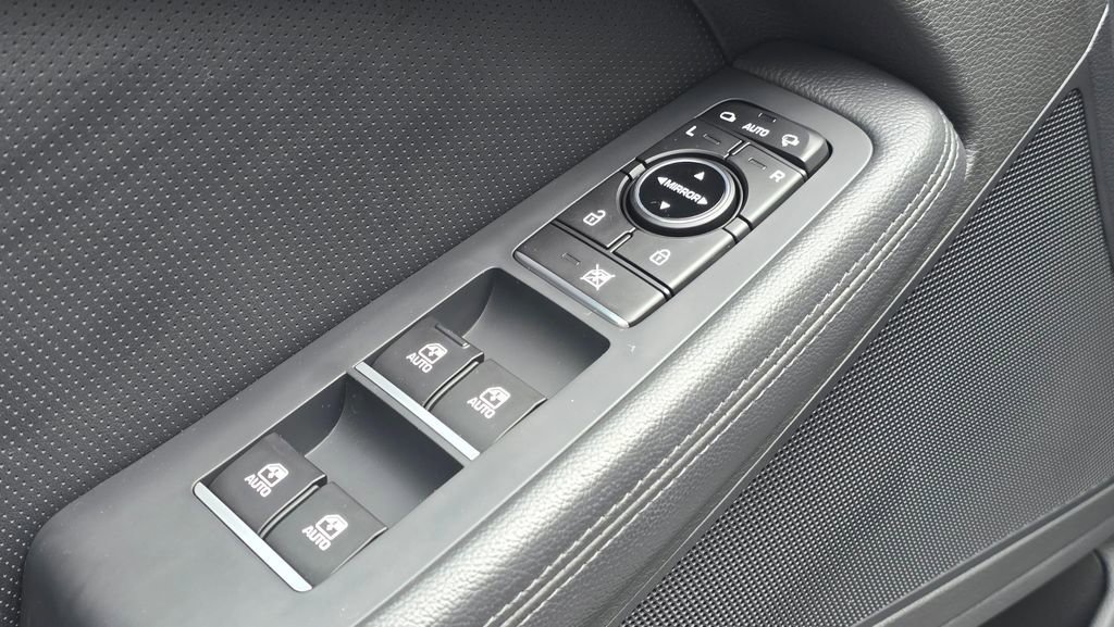 Used 2018 Genesis G80 3.8 AWD/4WD image 23