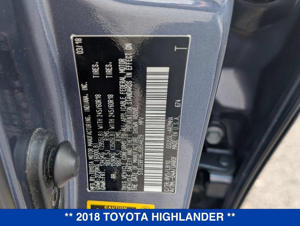 Used 2018 Toyota Highlander XLE w/ Carpet Mat Package (TMS) AWD/4WD image 36