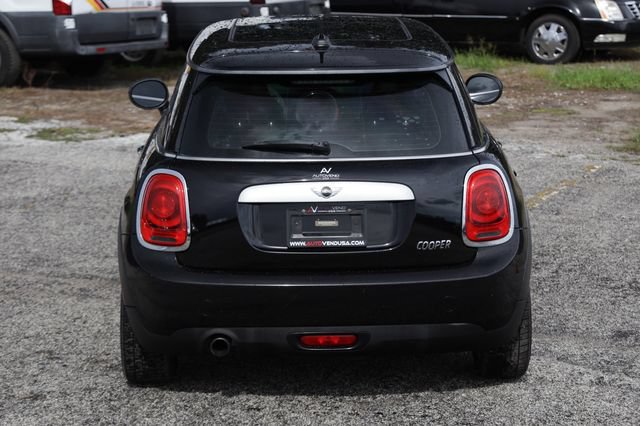 Used 2015 MINI Cooper 2-Door Hardtop FWD image 12
