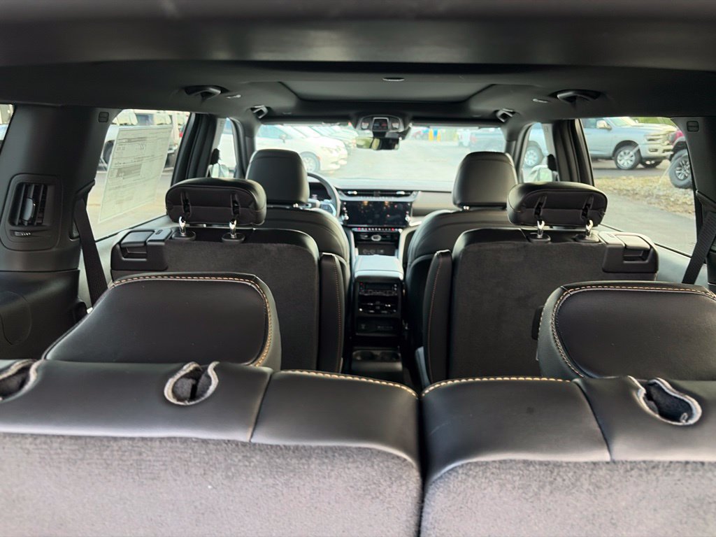New 2026 Jeep Grand Cherokee L Limited AWD/4WD image 15