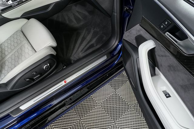 Used 2018 Audi RS 5 w/ Dynamic Package image 23