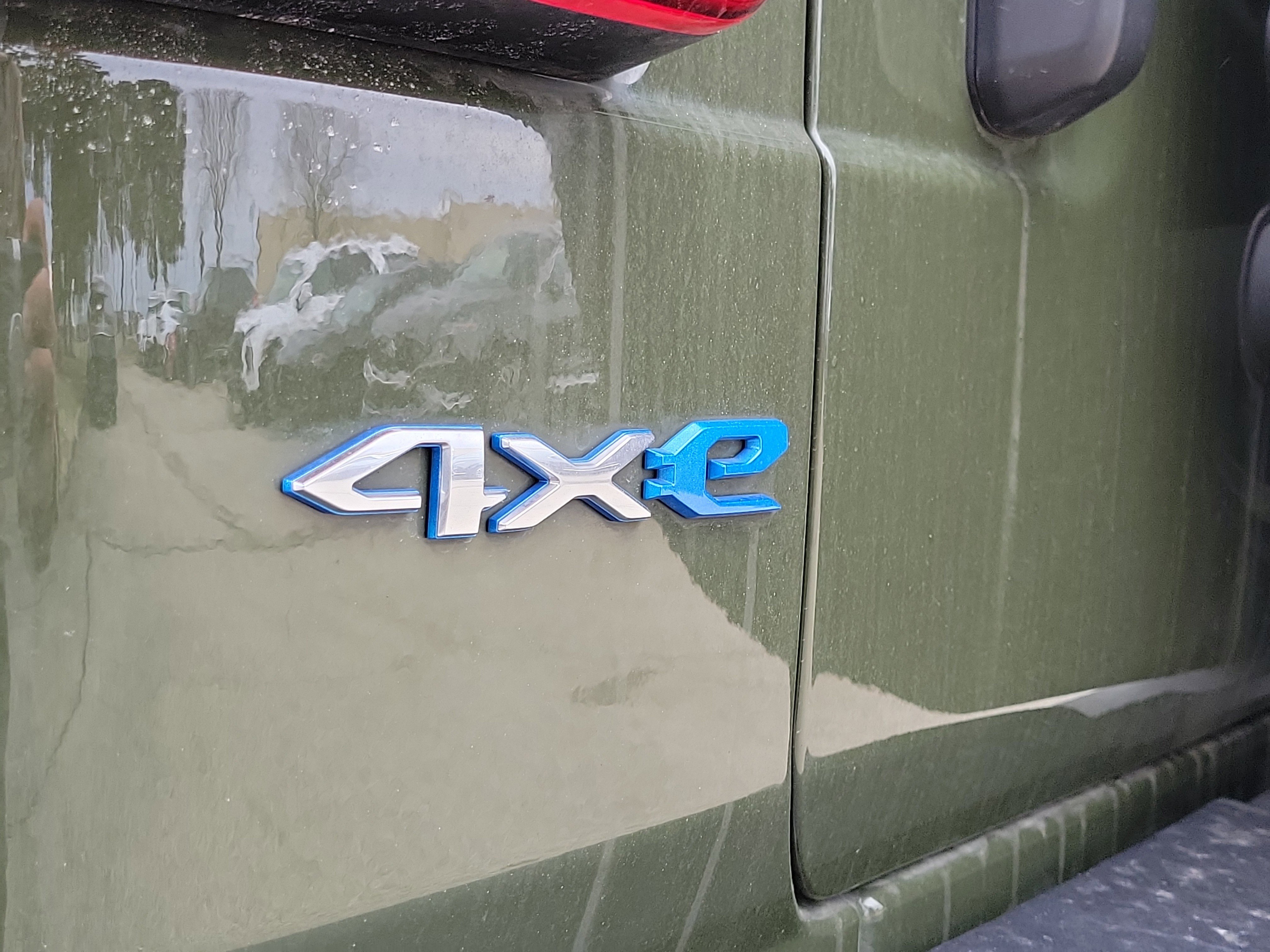 Used 2022 Jeep Wrangler Unlimited Sahara w/ Cold Weather Group image 7