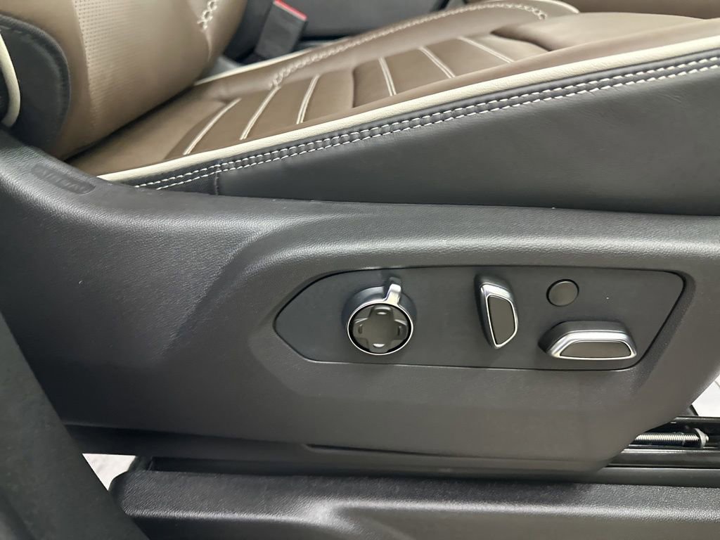 New 2026 GMC Yukon XL Denali Ultimate image 18