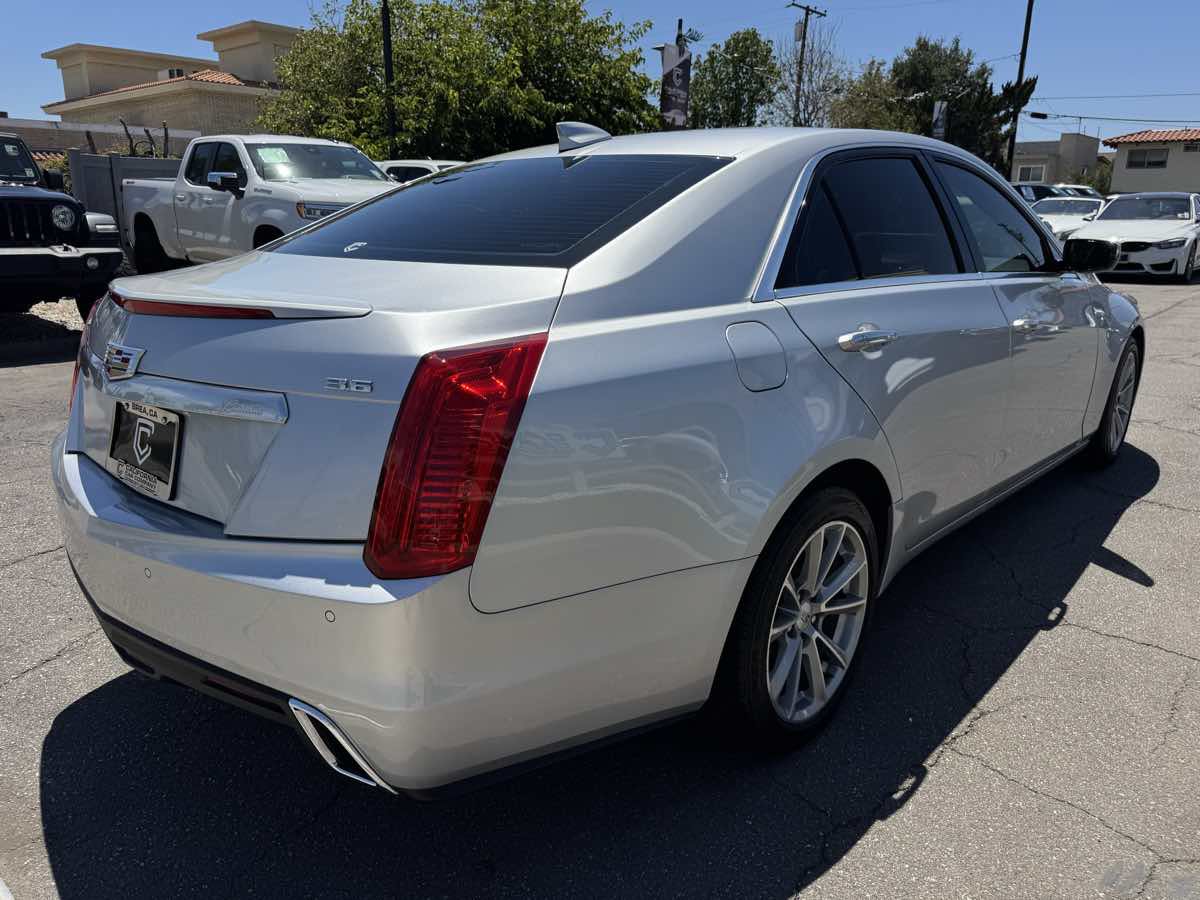 Used 2019 Cadillac CTS Luxury RWD image 7