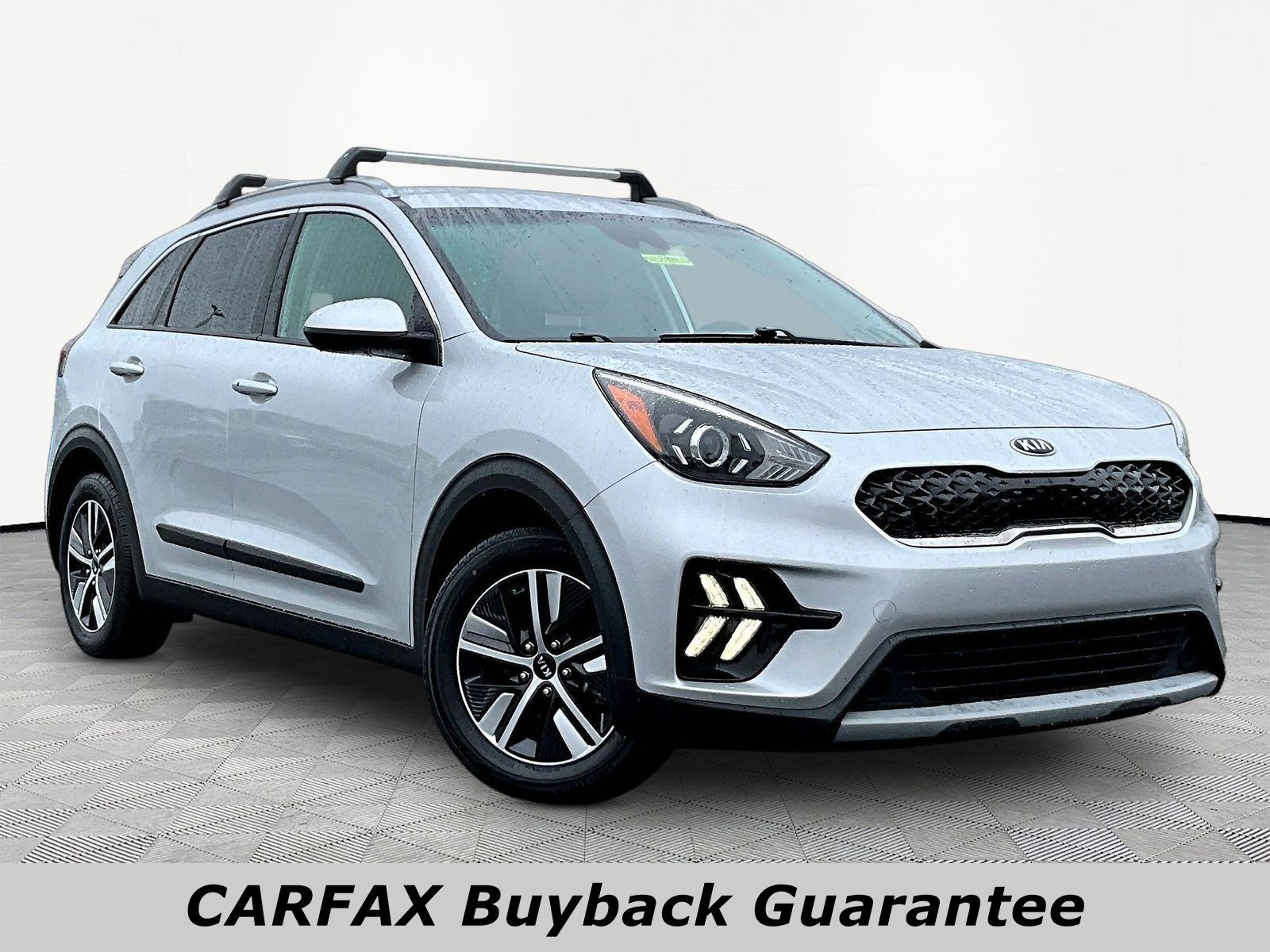 Used 2020 Kia Niro LXS FWD image 3