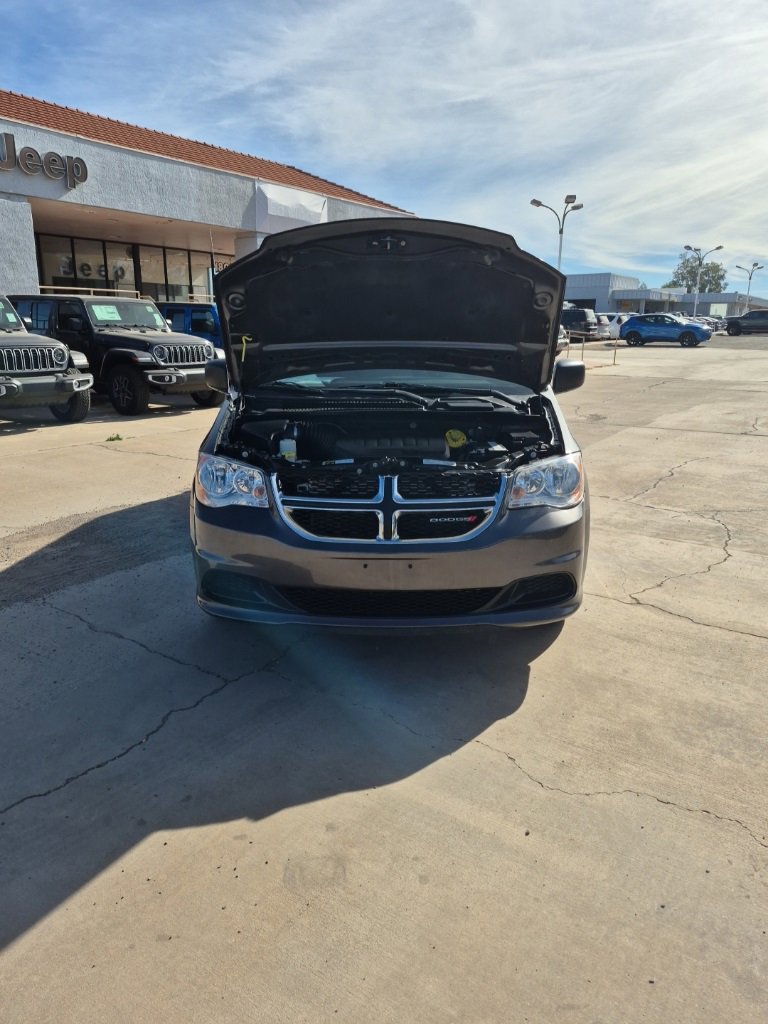 Used 2020 Dodge Grand Caravan SE w/ UConnect Hands-Free Group image 68