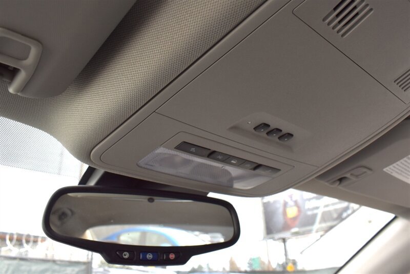 Used 2015 Buick Regal Premium FWD image 18