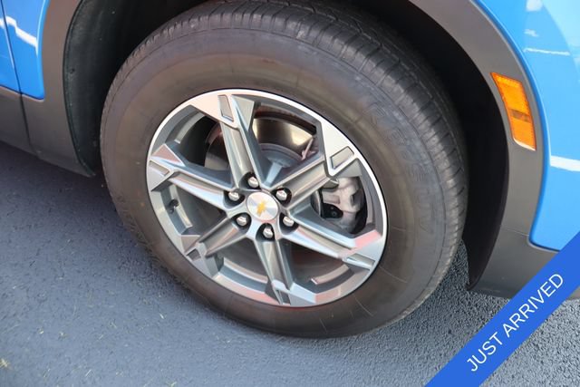 Used 2025 Chevrolet Blazer LT AWD/4WD image 8