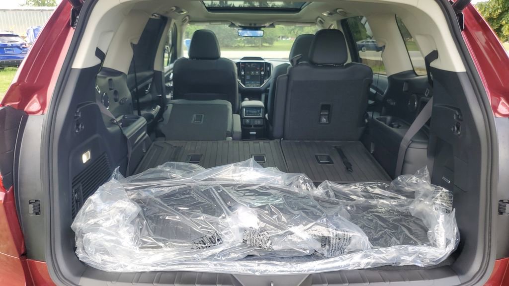 Used 2025 Subaru Ascent Bronze Edition w/ Onyx Package image 33