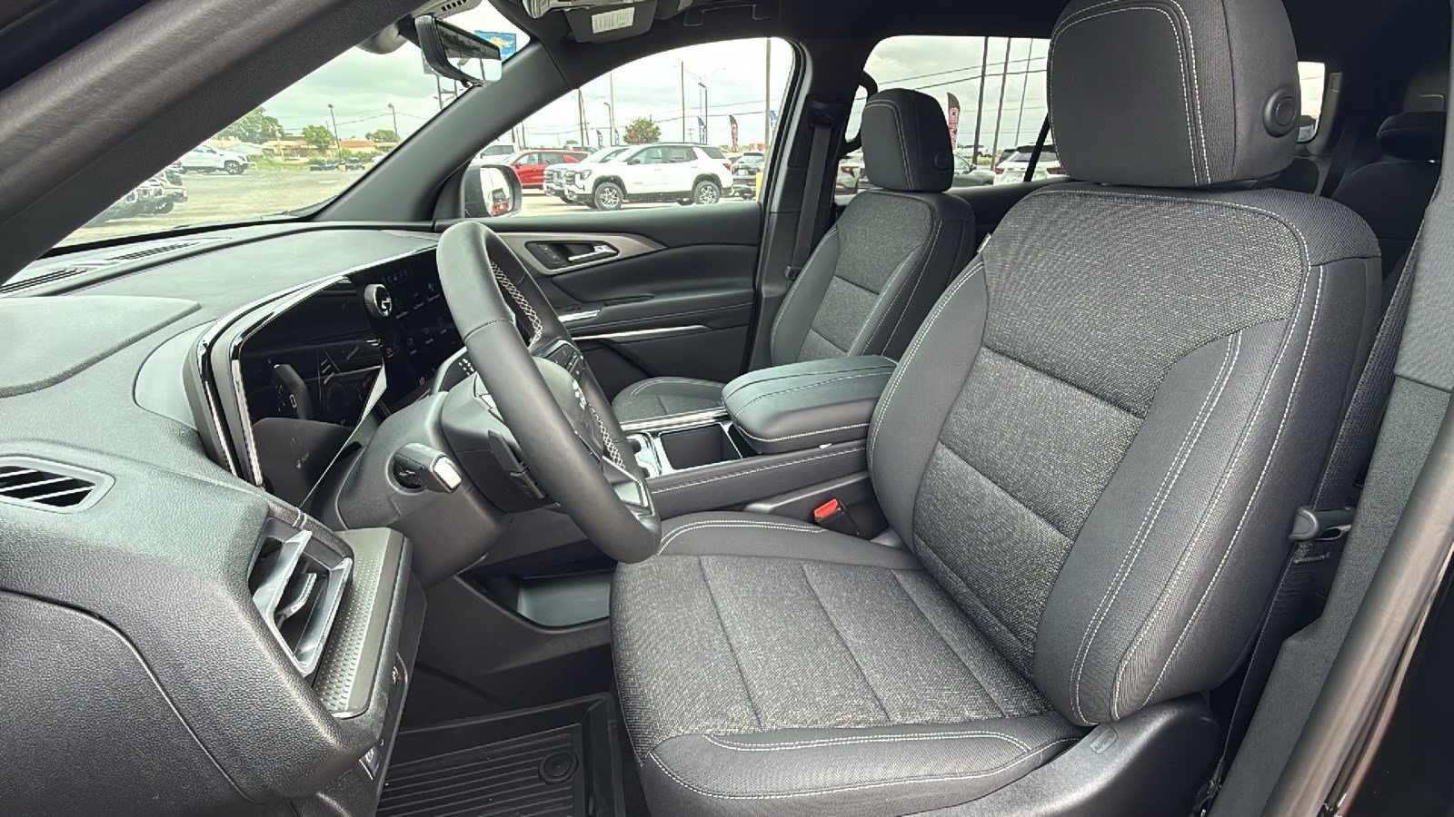 New 2026 Chevrolet Traverse LT w/ Midnight/Sport Edition FWD image 13